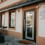 Razvajanje z nočitvijo