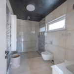 Wellness hiša z zasebno savno in masažno kado za dva