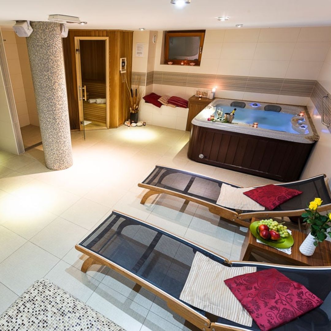 Zasebni wellness - savna in jacuzzi